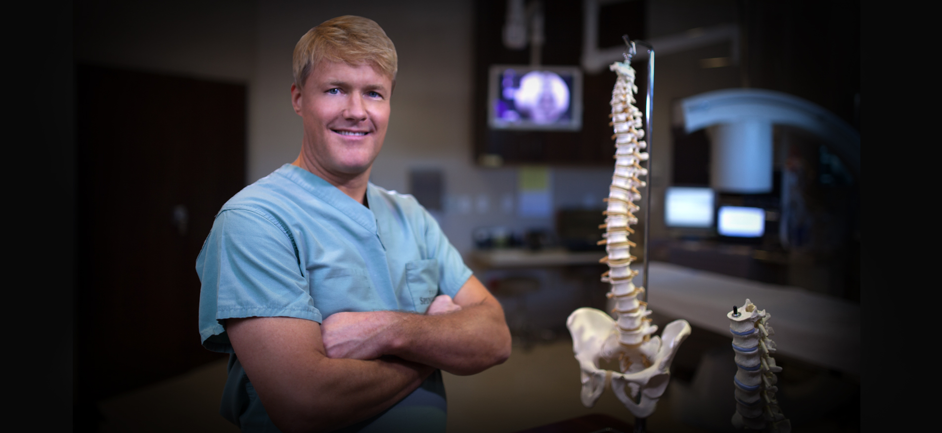 Thoracic Herniated Disk: Upper Back Pain - Dr. Kevin Pauza